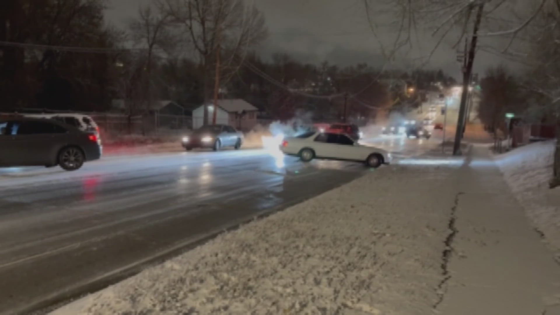 Snow causes slick roads in Denver metro area | 9news.com
