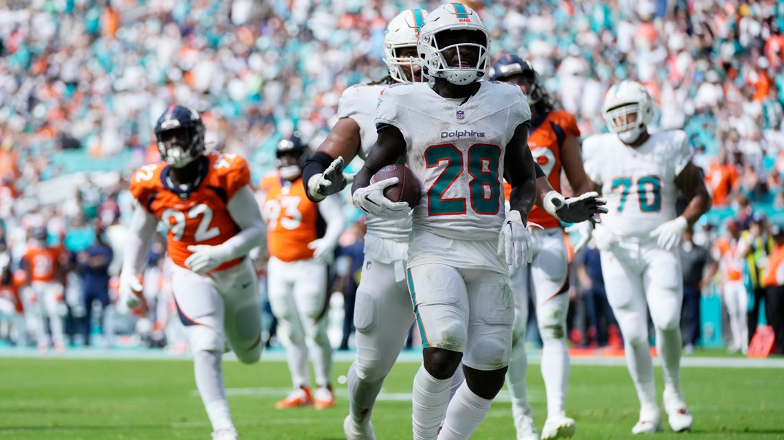 Twitter reacts to Broncos' embarrassing 70-20 loss to Dolphins