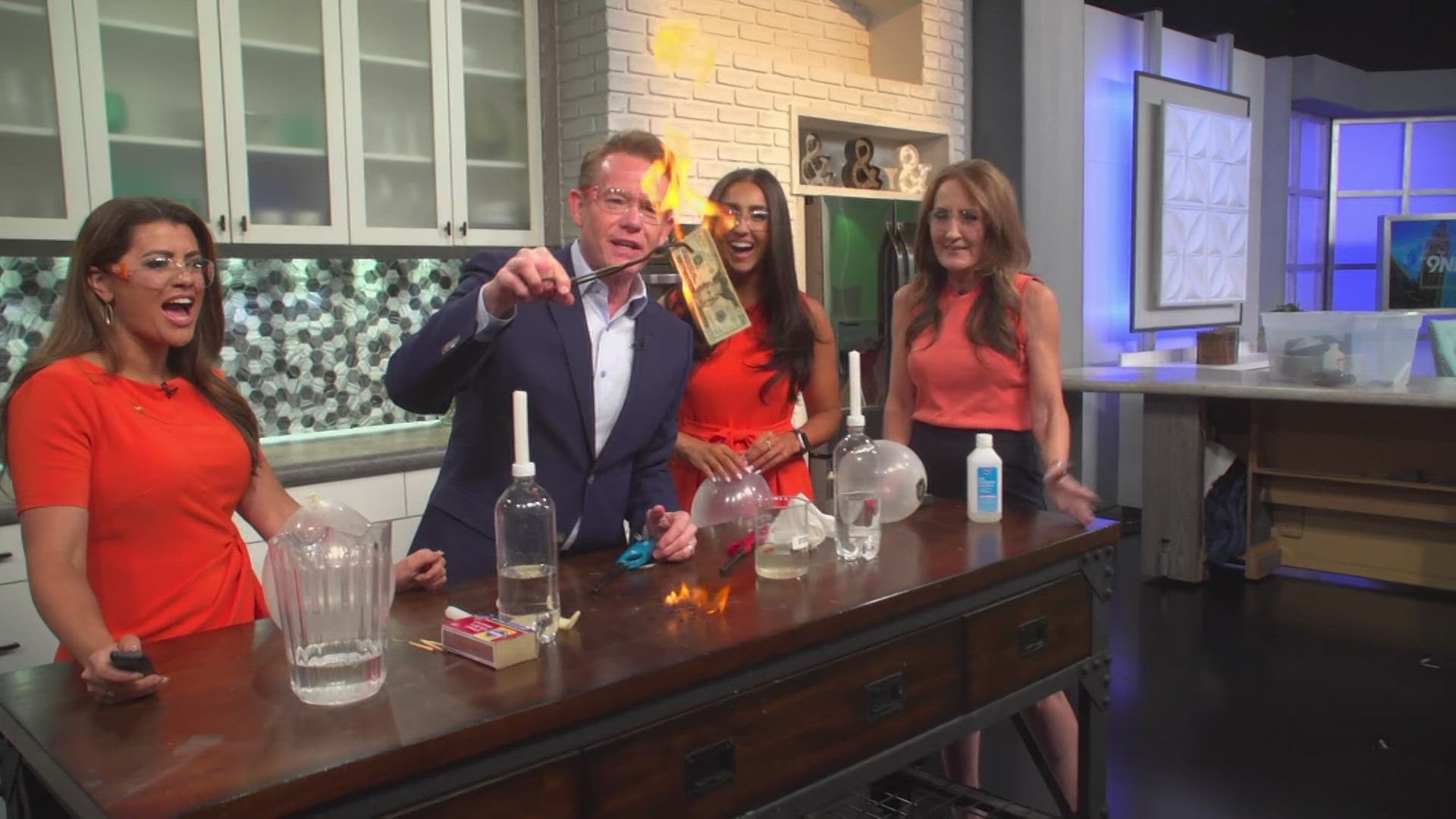 Steve Spangler shows how a balloon and a $20 bill can be lit on fire without burning.