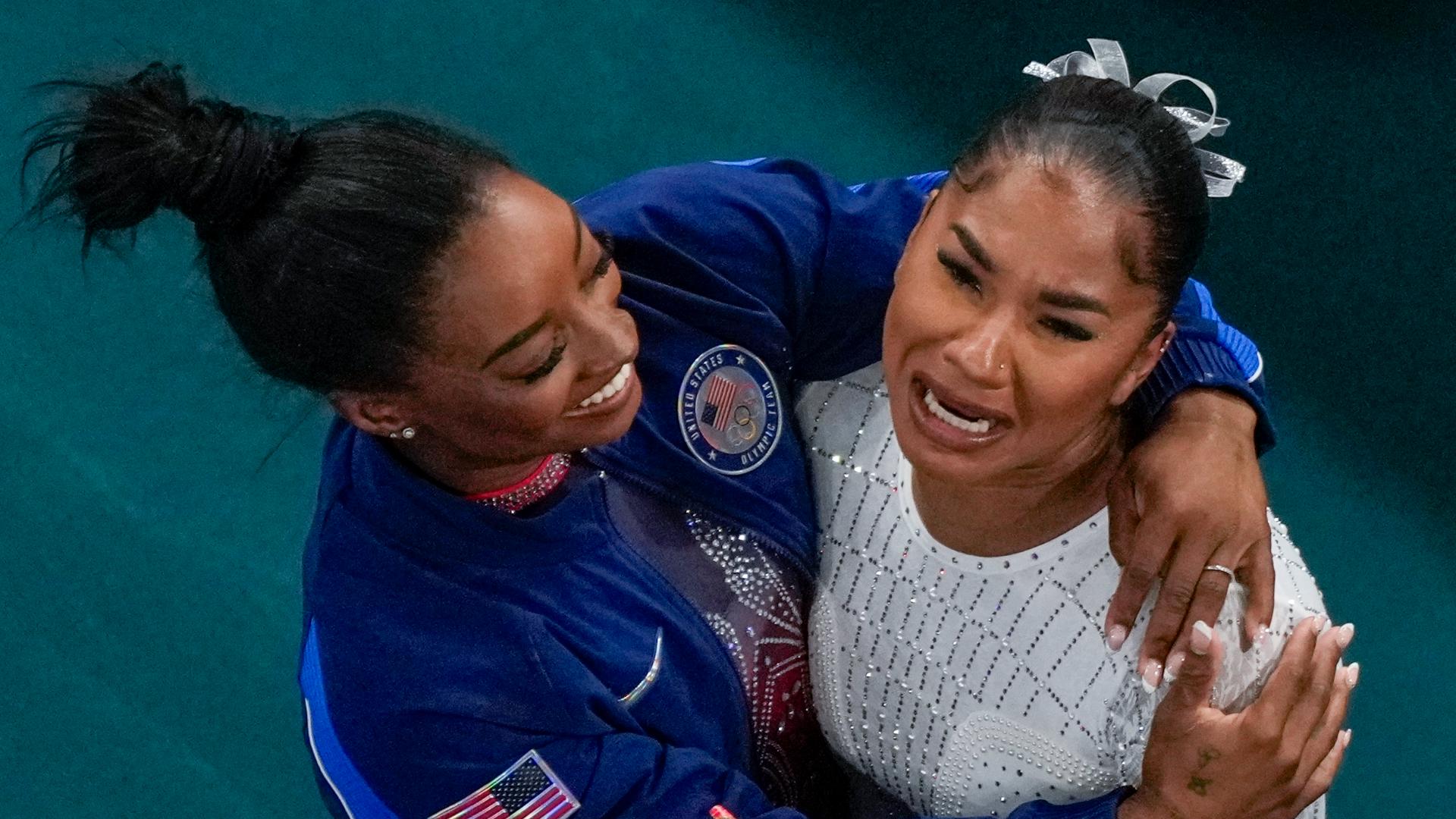 Simone Biles bowing to Rebeca Andrade is a fitting end to Olympics ...