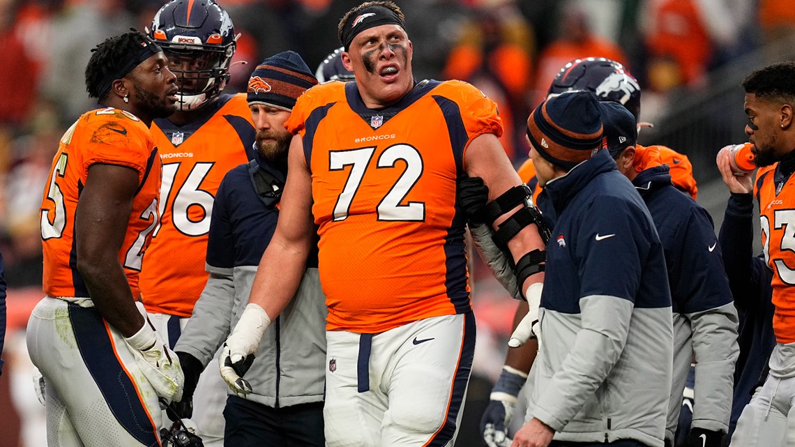 Denver Broncos defensive end Dre'Mont Jones takes part in drills during an  NFL football training camp session at the team's headquarters Tuesday, Aug.  9, 2022, in Centennial, Colo. (AP Photo/David Zalubowski Stock