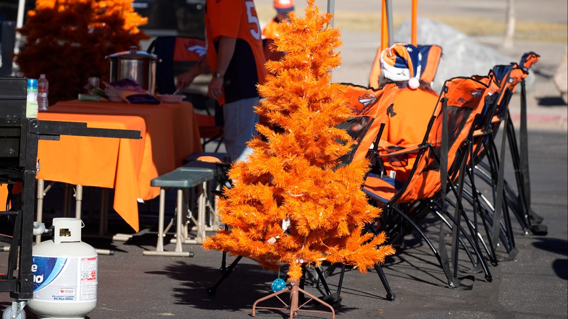 Lump of Coal. Broncos humiliated by Rams on Christmas Day