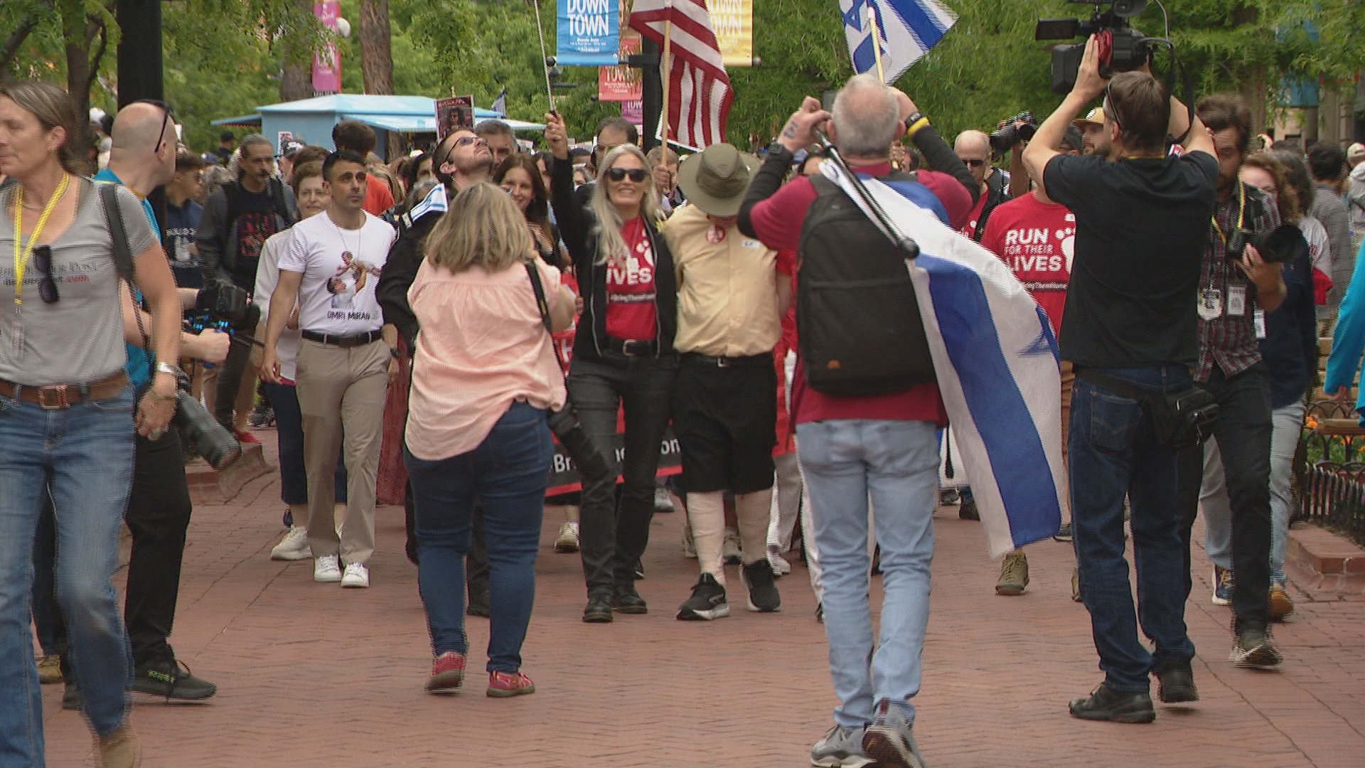 Group marches again for hostages 1 week after Boulder terror attack ...
