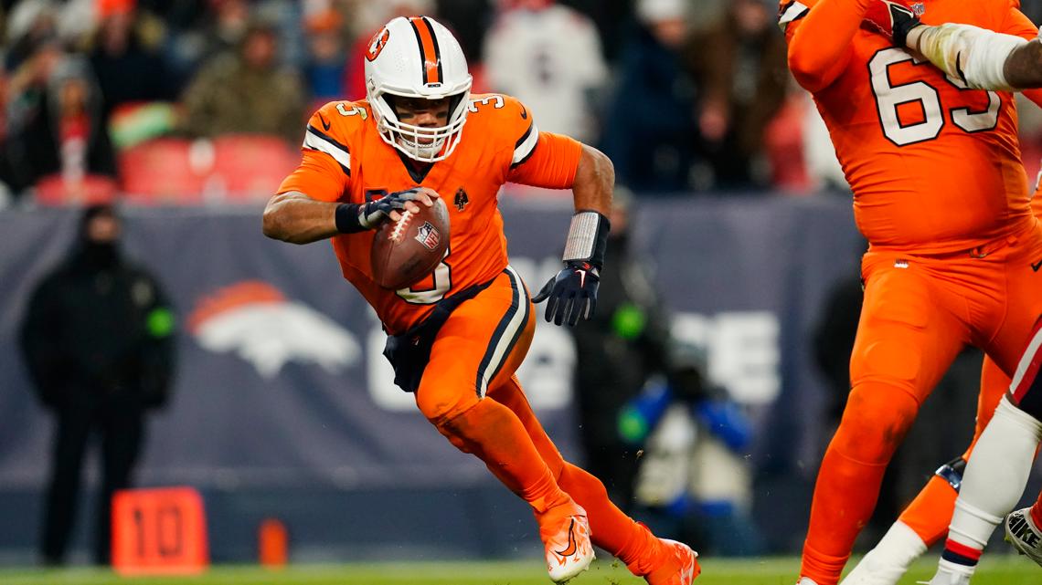 The Denver Broncos lose 23-26 against the New England Patriots | 9news.com