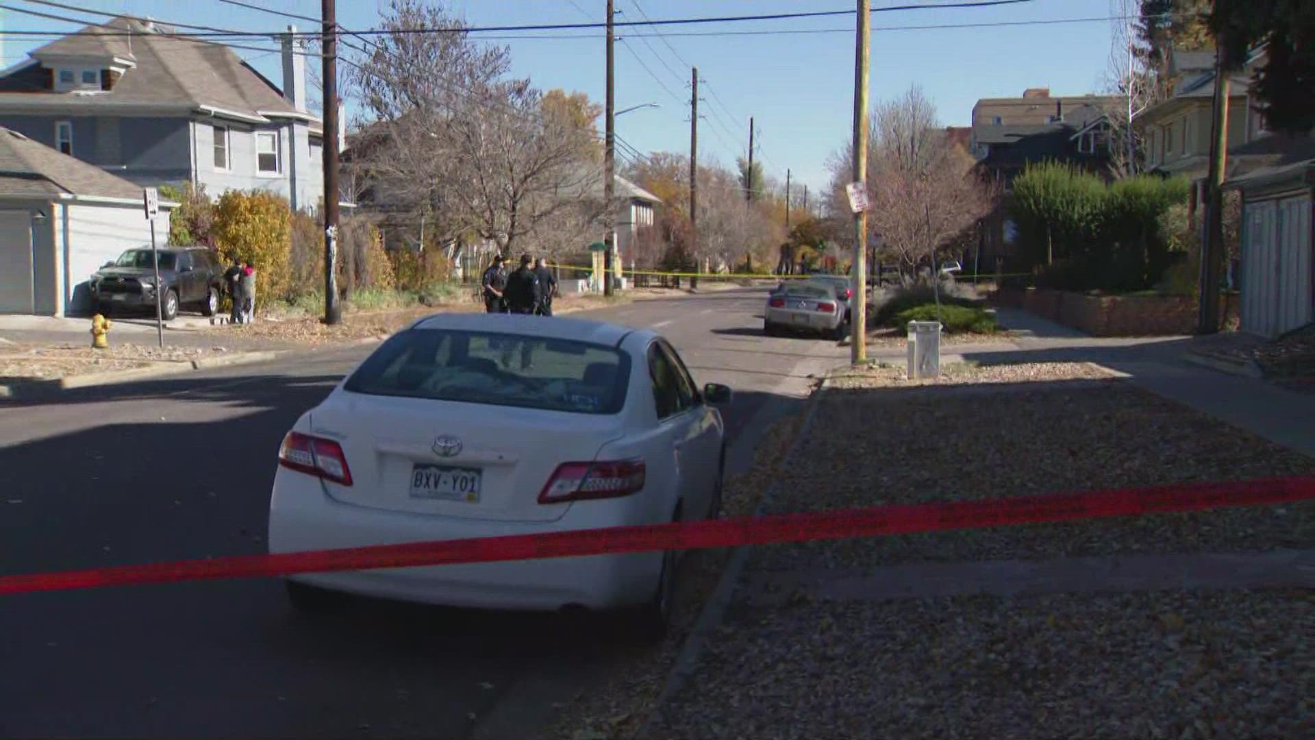 2 Denver Police officers dragged by car theft suspects | 9news.com