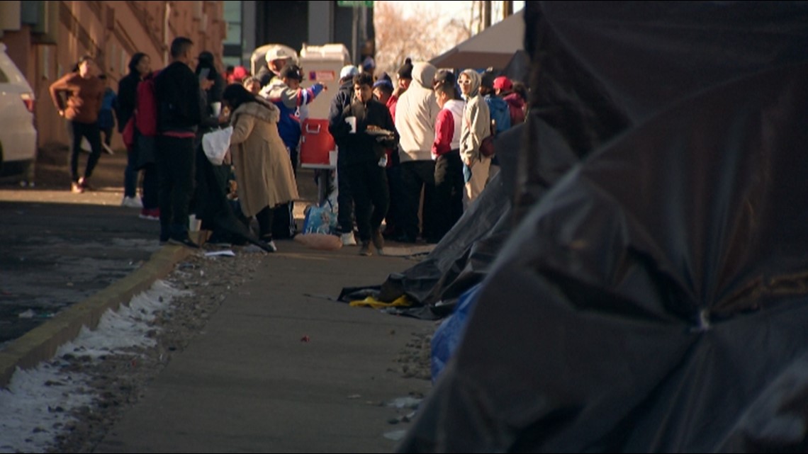 Migrant Crisis Could Cost Denver 180 Million In 2024 Mayor Says   E1e647f7 F55e 4eb3 9598 417f17665172 1140x641 