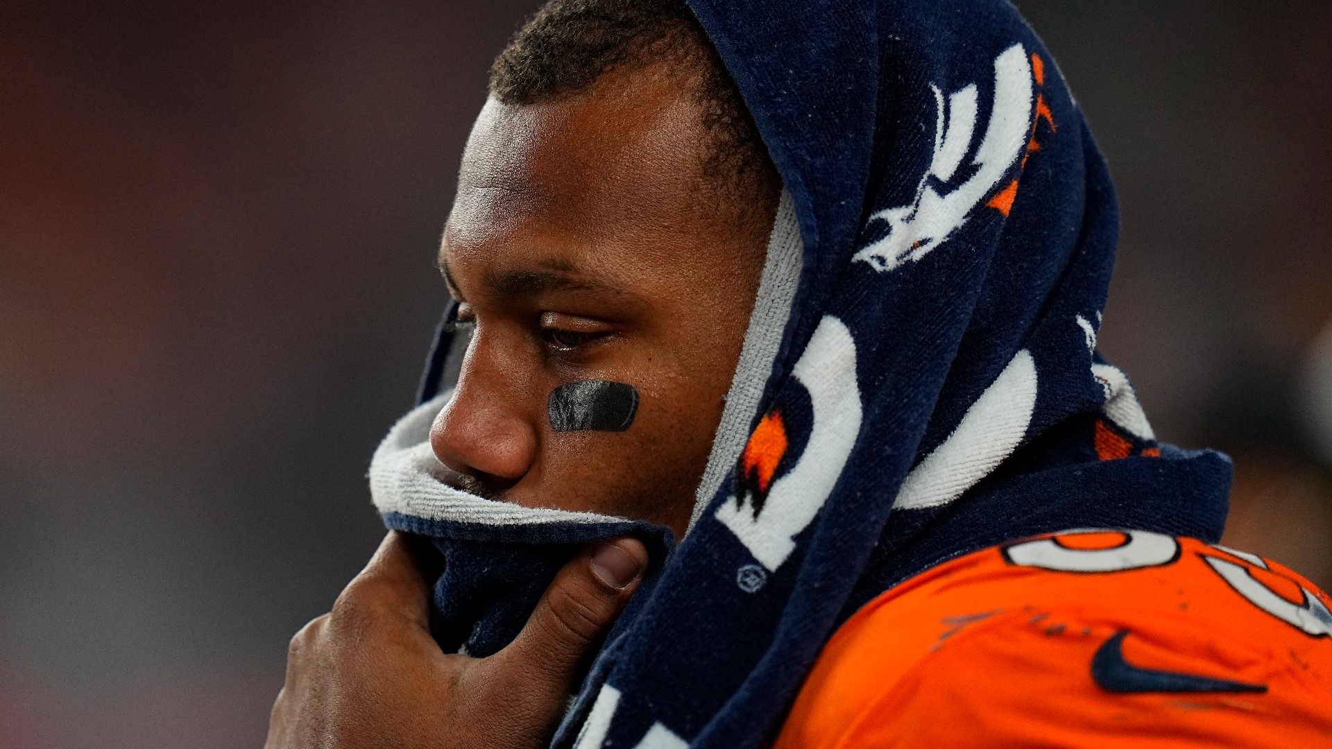 The Denver Broncos Pro Bowler had been charged with driving under restraint and expired license plates.