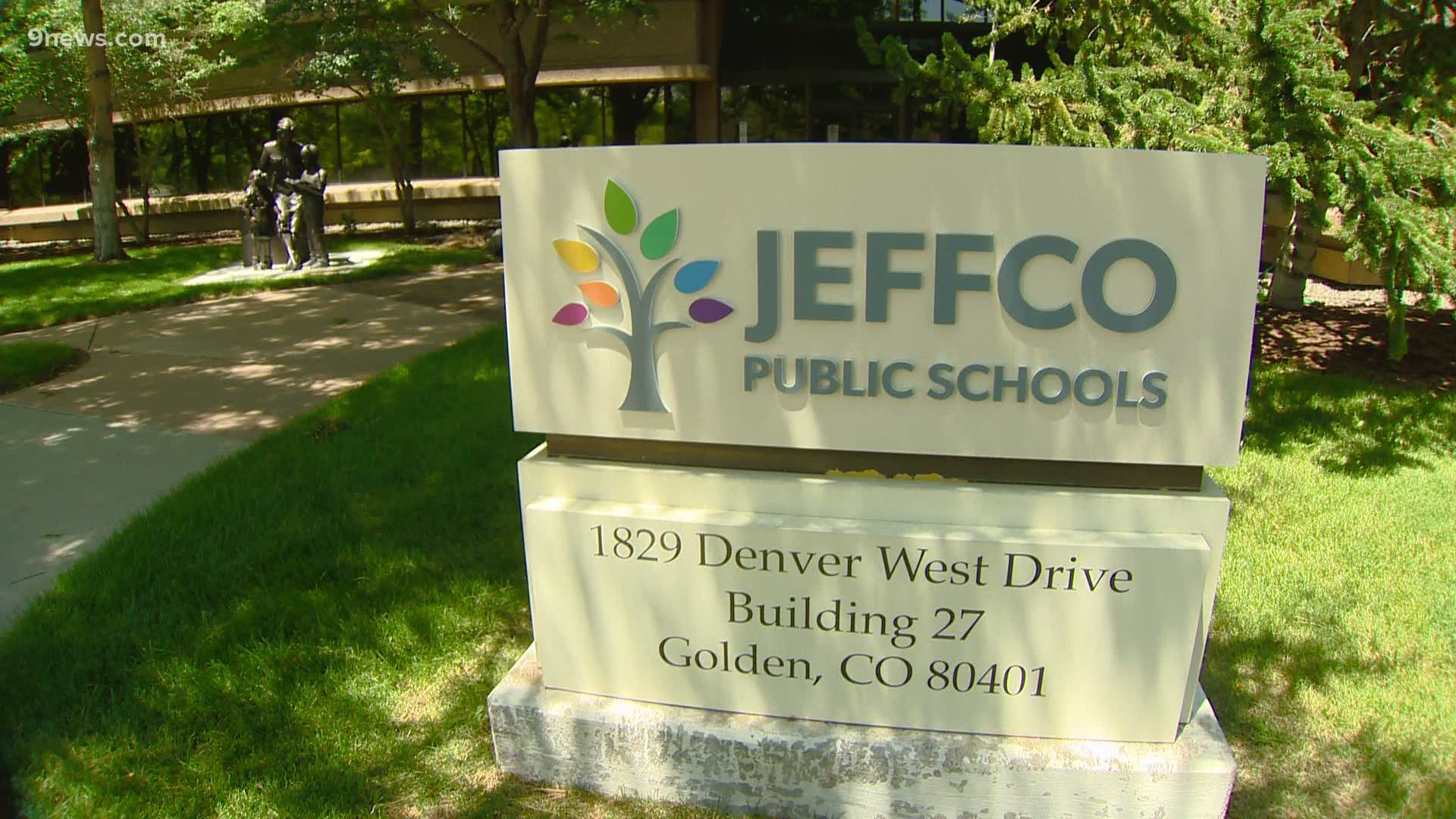 Dougco Superintendent Thomas Tucker resigned on Tuesday JeffCo Schools Superintendent Jason Glass leavs in a few days.