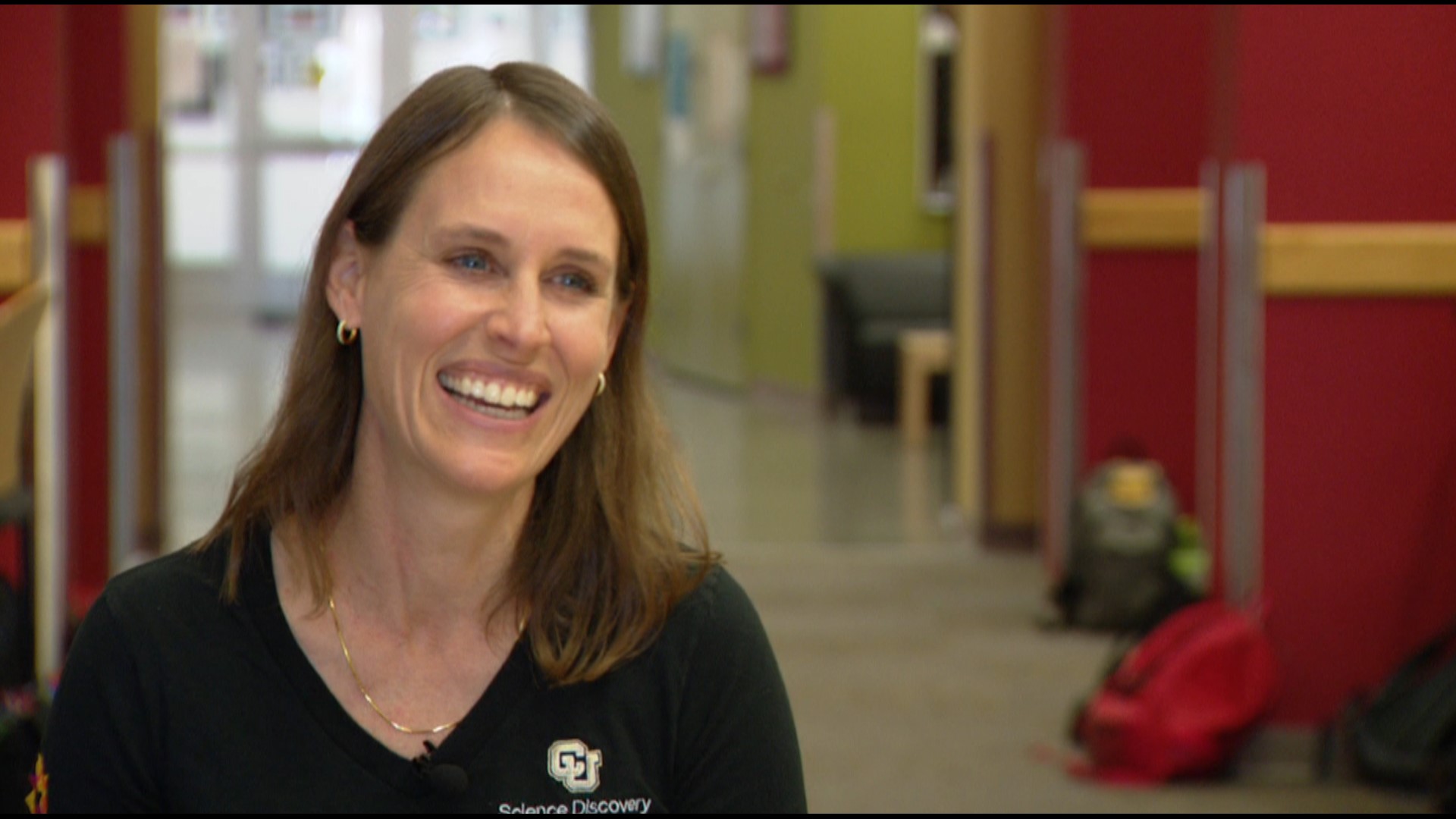 'Reverse science fair' challenges grad students, high schoolers | 9news.com