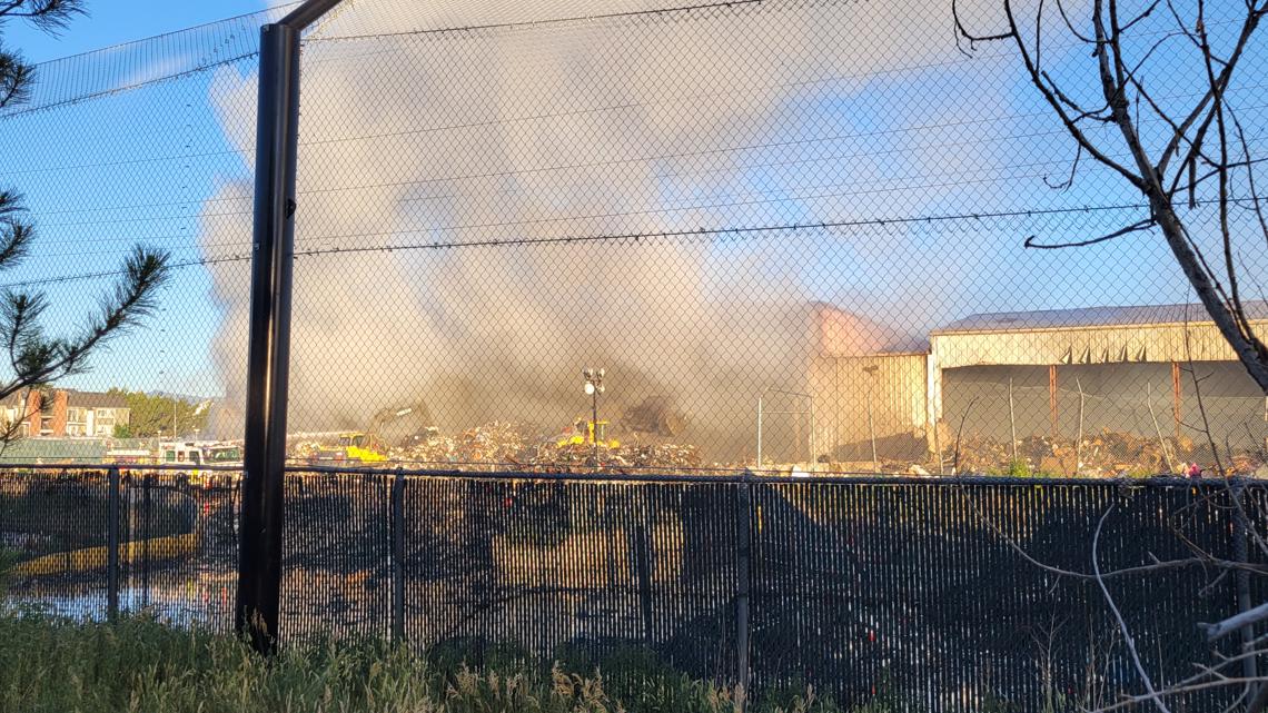 Smoke from waste trash facility blows across Denver metro area | 9news.com