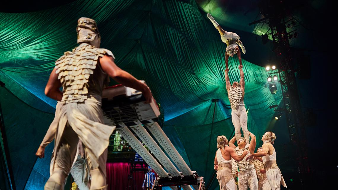 Dal Cirque du Soleil a Rozzano, la danza aerea ha trovato la sua