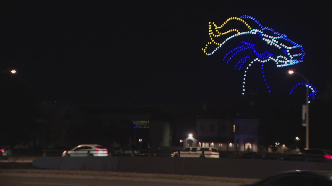Hundreds of drones illuminate Denver skyline for annual holiday light show