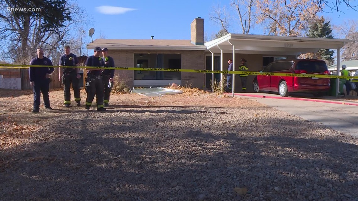 6 people hurt in Littleton house fire