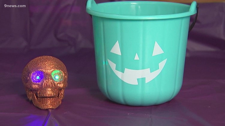 Teal Pumpkin Project helps trick or treaters with food allergies