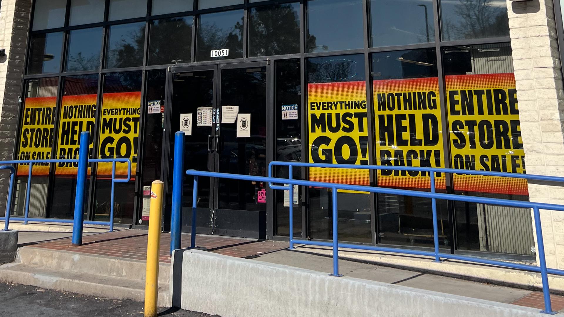 Sporting goods chain closing Colorado stores | 9news.com