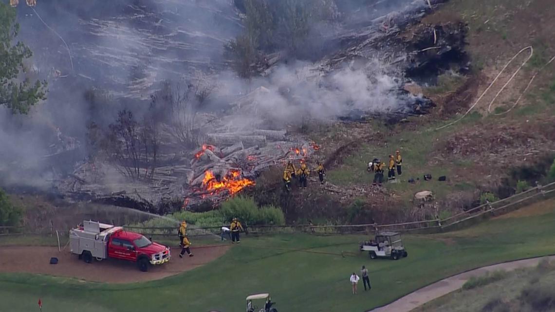 Lightning strikes golfer, sparks brush fire at Fox Hollow Golf Course in Lakewood