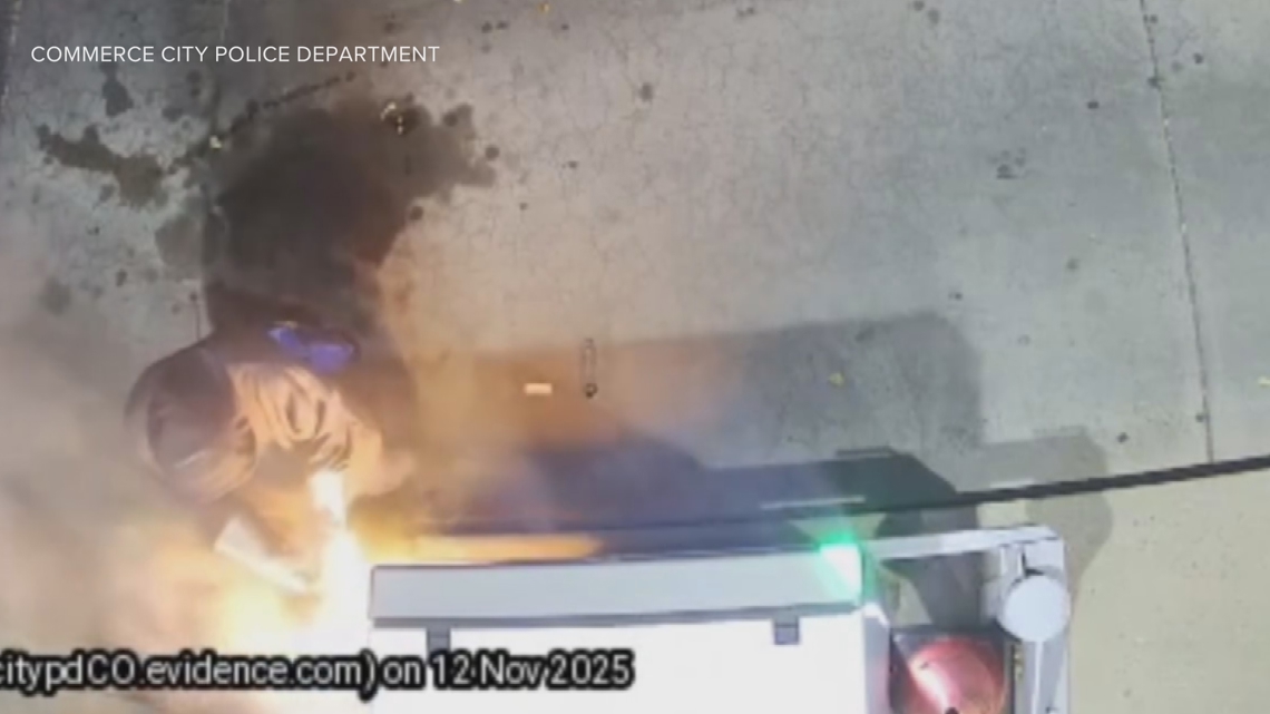 Man uses blowtorch on ATM in Commerce City