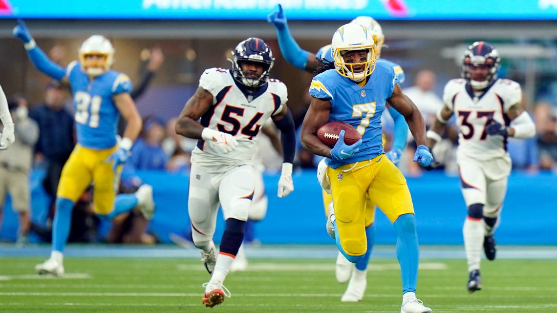 Chargers Beat Broncos, 34-13, in Week 17 of 2021 Season