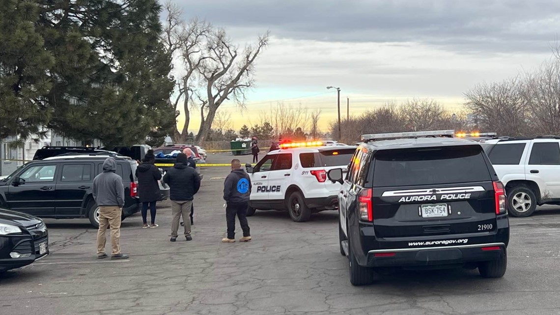 Man killed in shooting at Aurora apartment complex | 9news.com