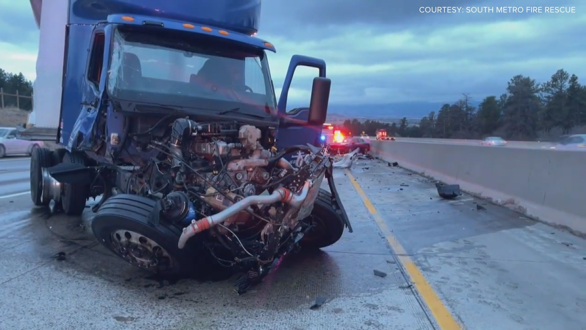 4 injured in crash on northbound I 25