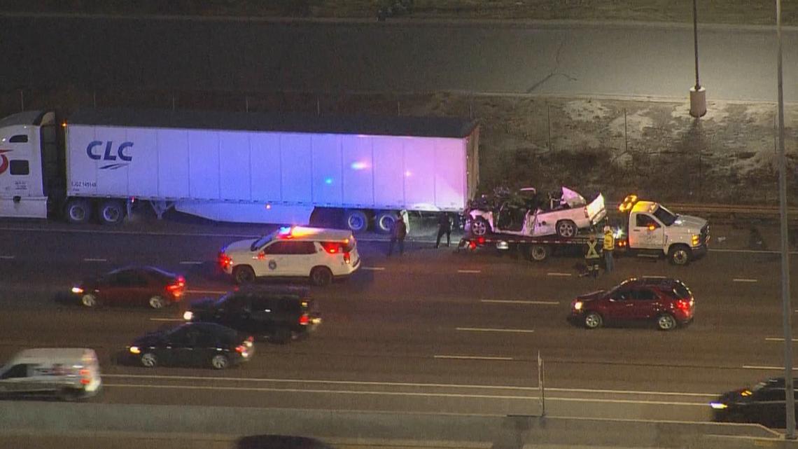 1 killed in Tuesday morning crash in Denver