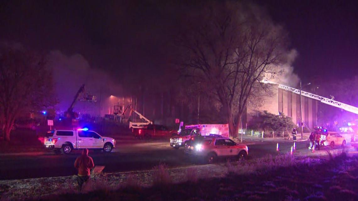 Denver Fire responds to early morning structure fire | 9news.com