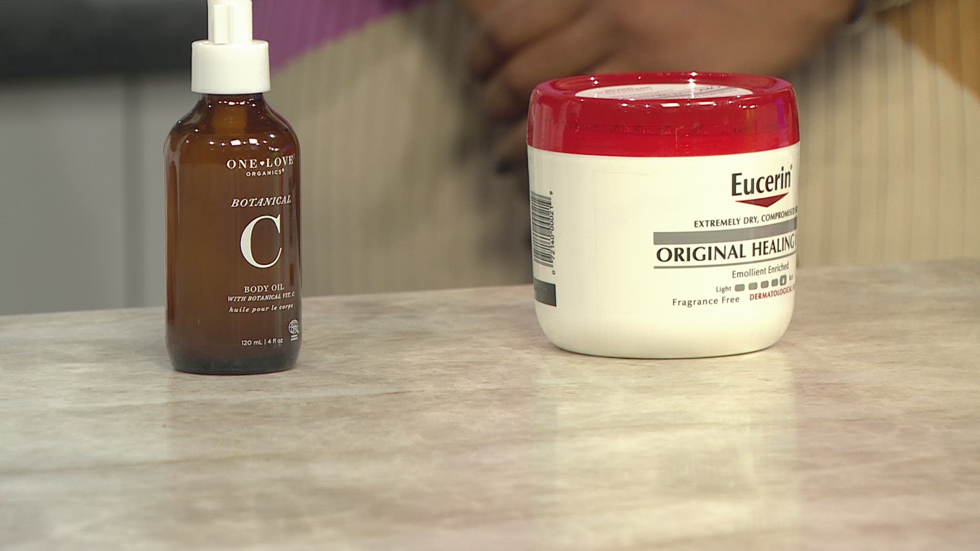 Skin care expert Angel Martinez from Angel's Aesthetics explains the best products to use for dry skin for 9NEWS' Skin Care Thursday.