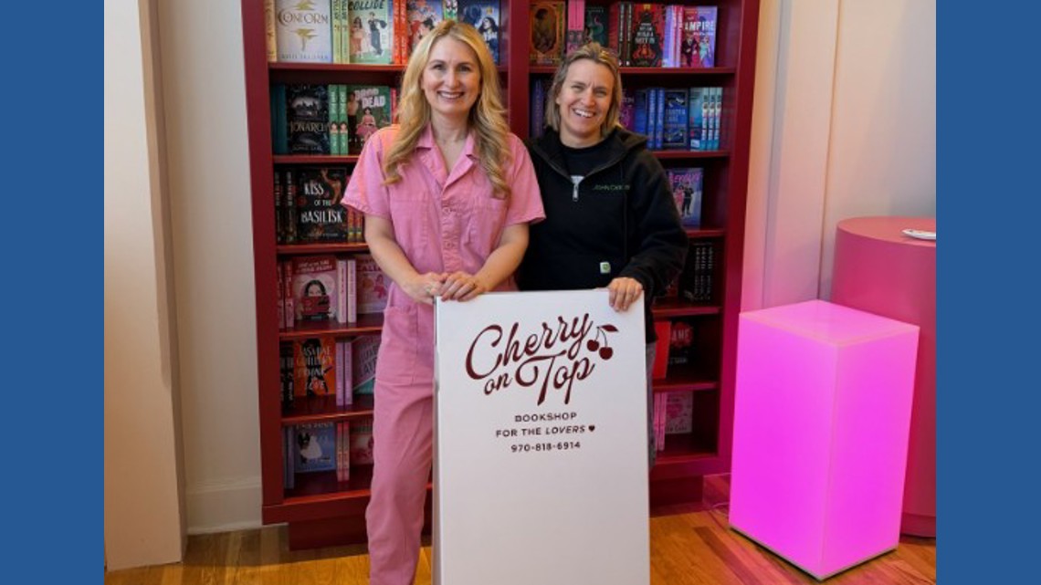 2 friends open Fort Collins’ first romance bookstore