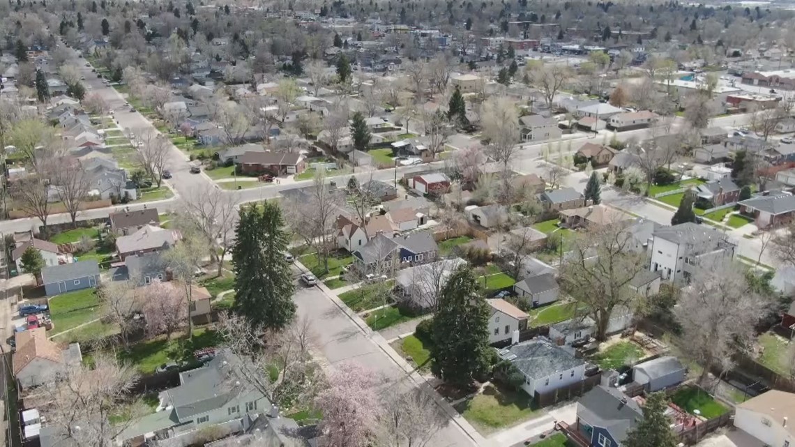 7 young people attempt suicide in Aurora in one week - Vimarsana News