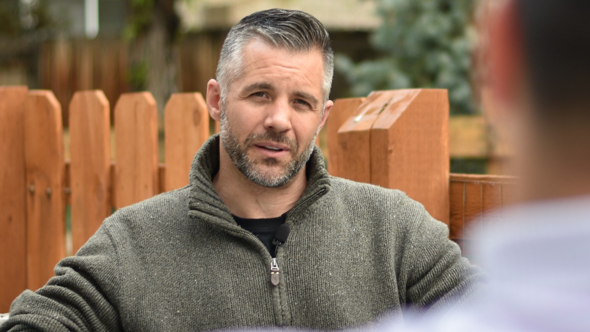 Wellness coach uses cold exposure therapy improve mental health