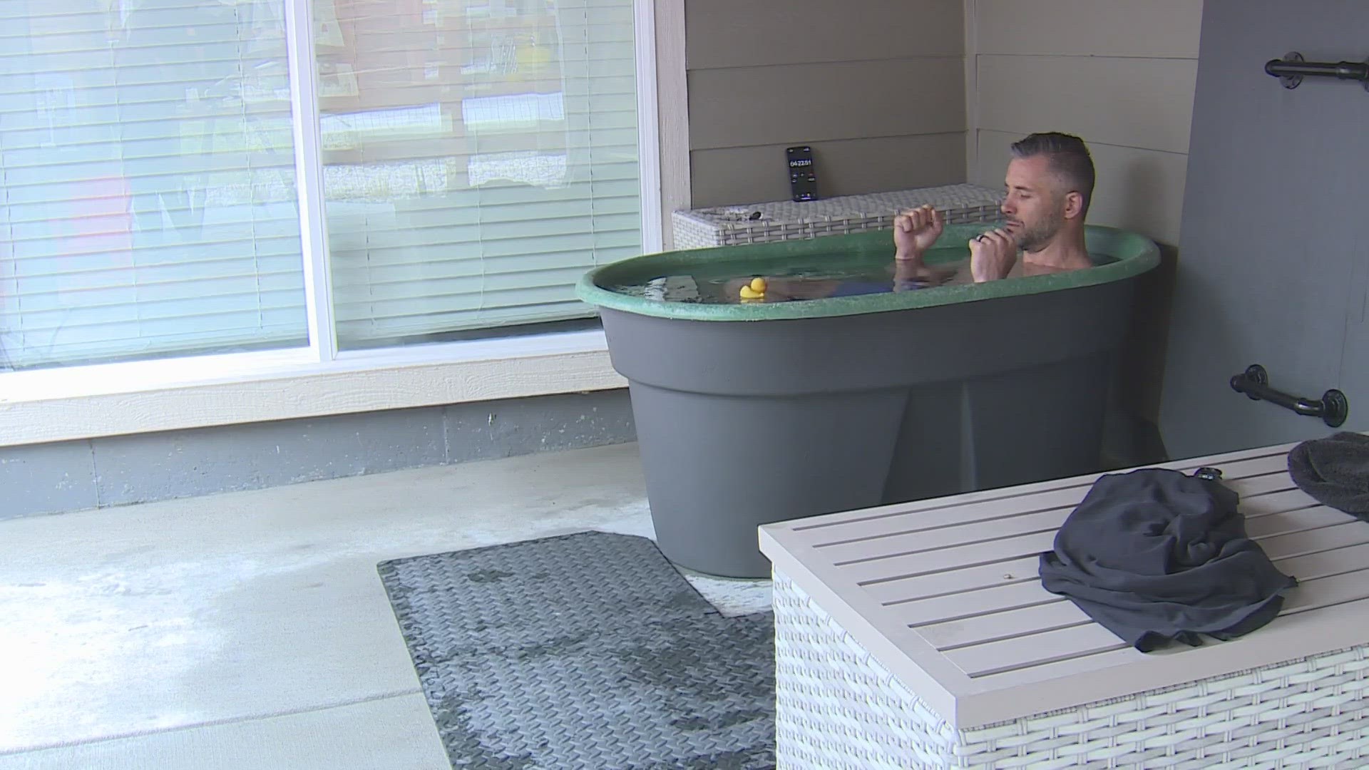 A wellness coach in Arvada credits improvements in his anxiety and depression to cold plunges.
