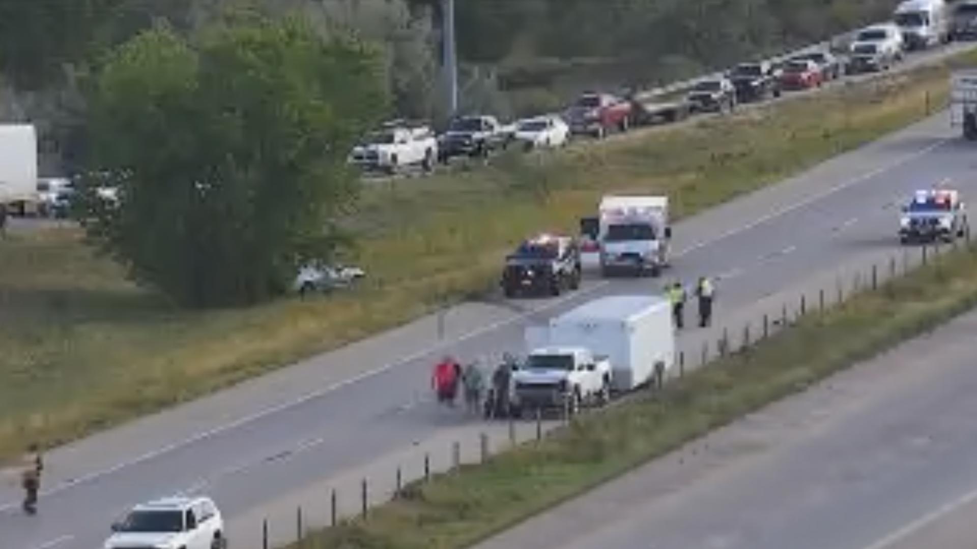 Crash closes westbound I-76 in Adams County, causing commuter delays
