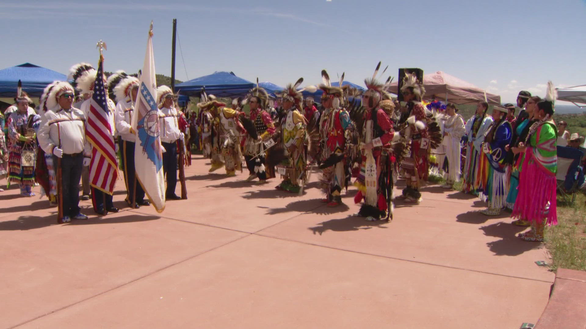 American Indian artists held a powwow Saturday, performing native dances and showing off all kinds of art in a traditional market. It continues Sunday.