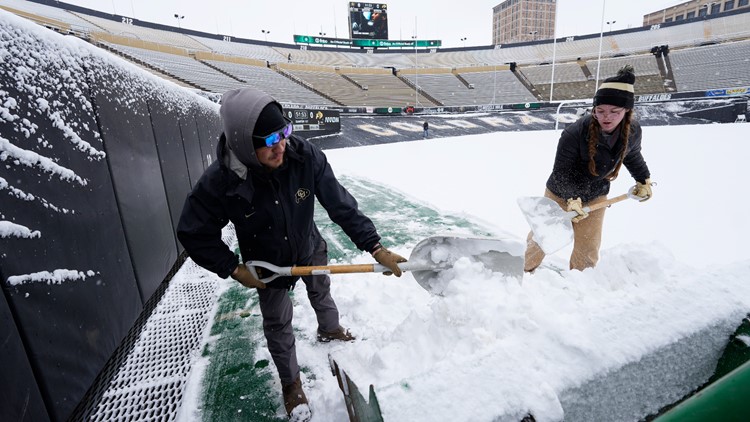 Coach Prime, Buffs stage quite the show in snowy spring game