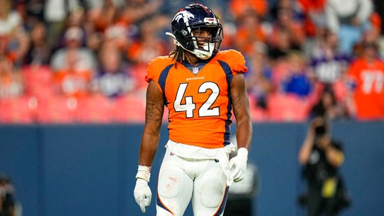 Denver Broncos' LB Nik Bonitto Stays Patient And Ready | 9news.com