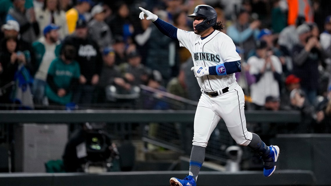 Castillo, Kelenic lead Mariners to 1-0 win over Rockies