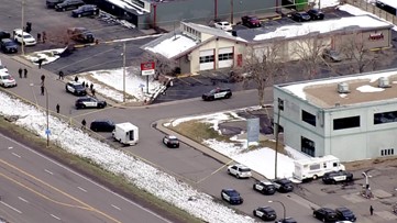 Teen suspect killed, officer injured in Lakewood police shooting