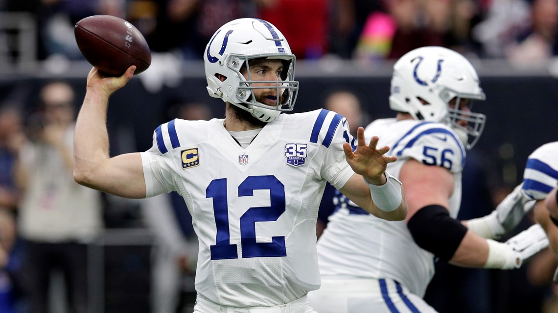 Andrew Luck, Clayton Kershaw train with Summit High football team in July