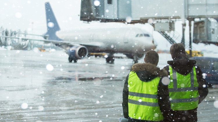 Hundreds of flights canceled, delayed at Denver airport
