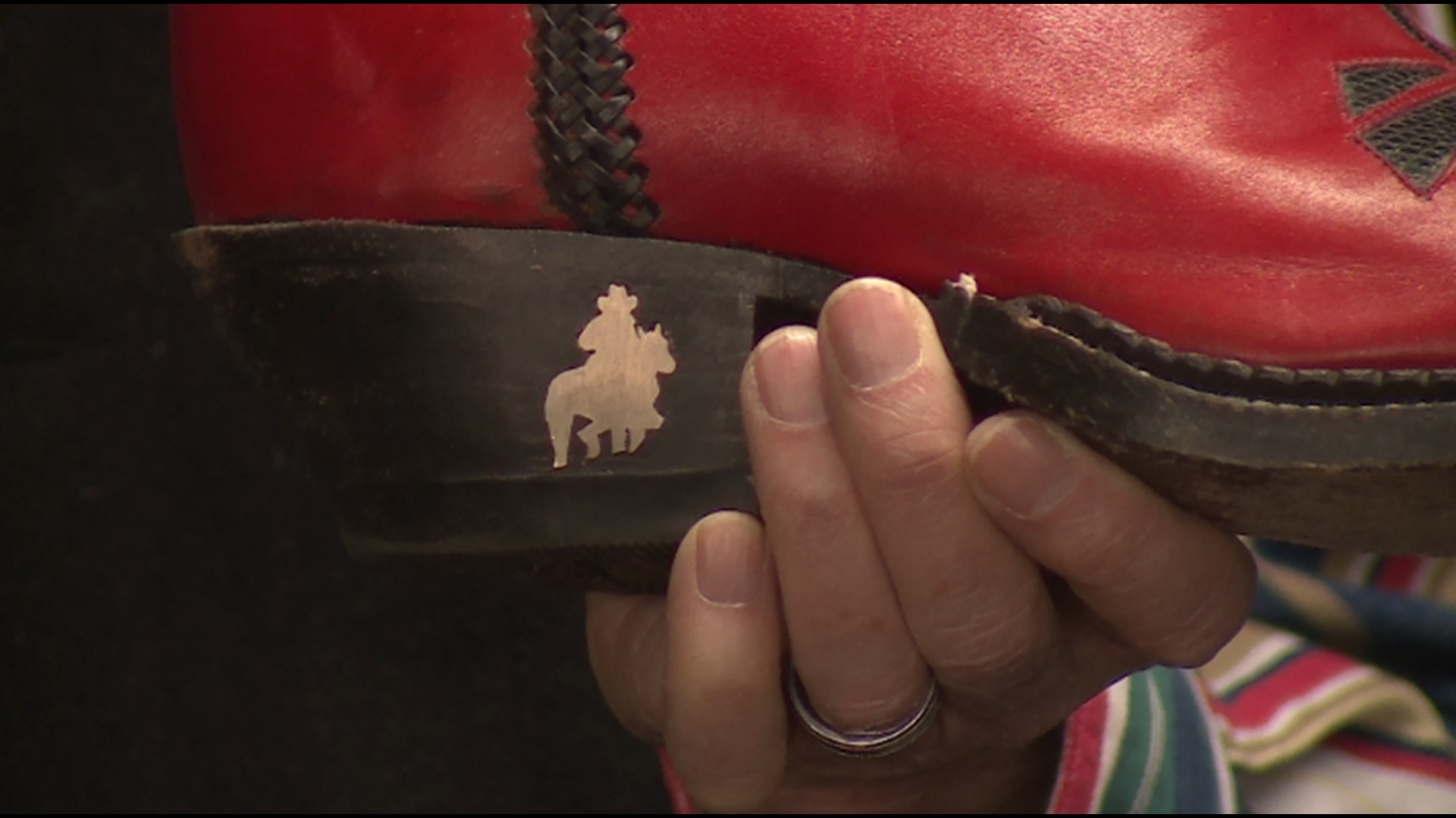 Man makes custom cowboy boots in Denver | 9news.com