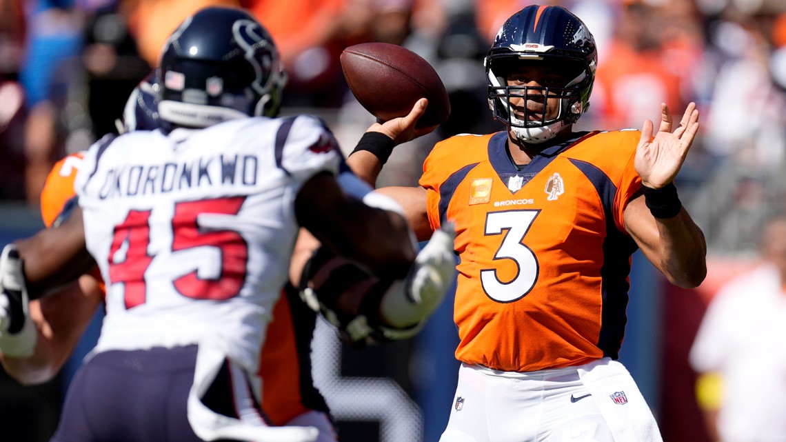 September 18, 2022: Denver Broncos safety Caden Sterns (30) looks to make a  play in the football game between the Denver Broncos and Houston Texans at  Empower Field Field in Denver, CO.