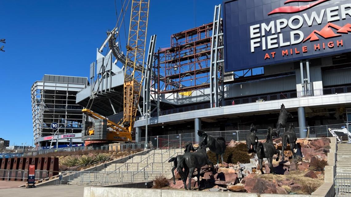 Denver Broncos President Damani Leech Teases Potential New Helmet Designs  Coming in 2023 - Sports Illustrated Mile High Huddle: Denver Broncos News,  Analysis and More