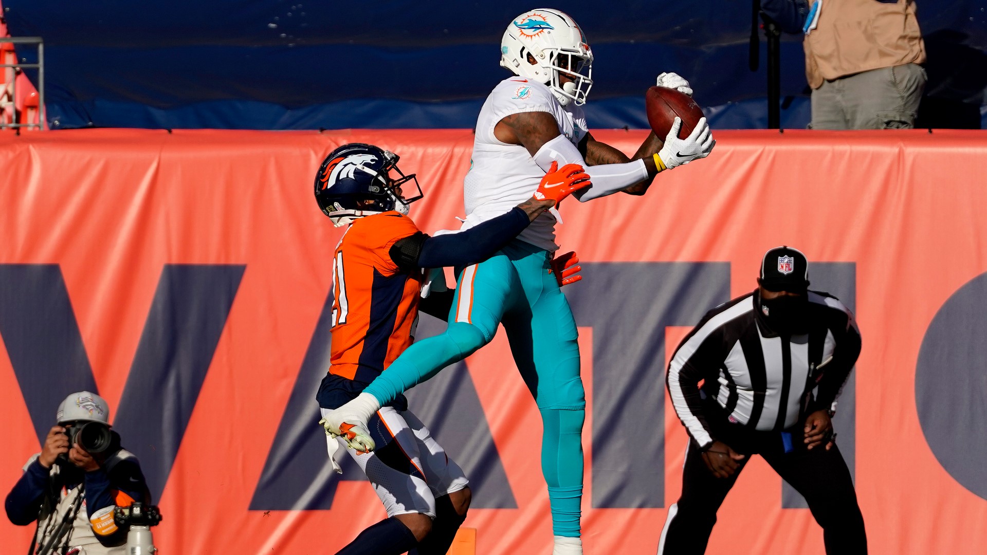 Denver Broncos vs. Miami Dolphins NFL game story