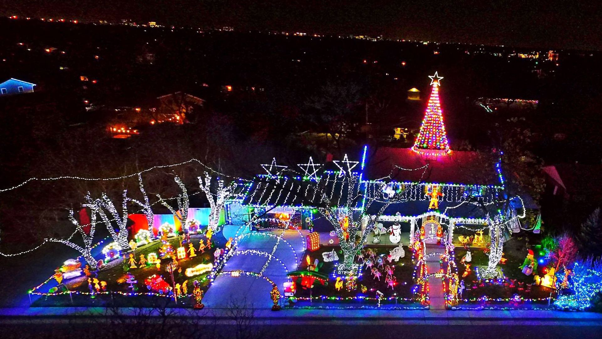 MAP Where to see Christmas lights in the Denver metro area