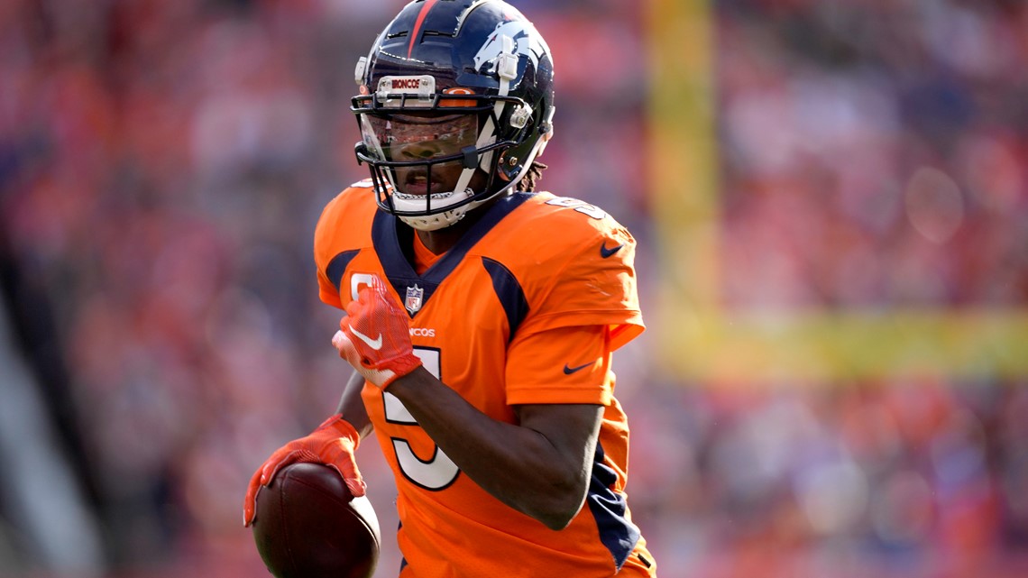 Denver, CO, USA. 28th Nov, 2021. Denver Broncos inside linebacker Kenny  Young (41) celebrates a key defensive stop in the first half of the  football game between the Denver Broncos and Los