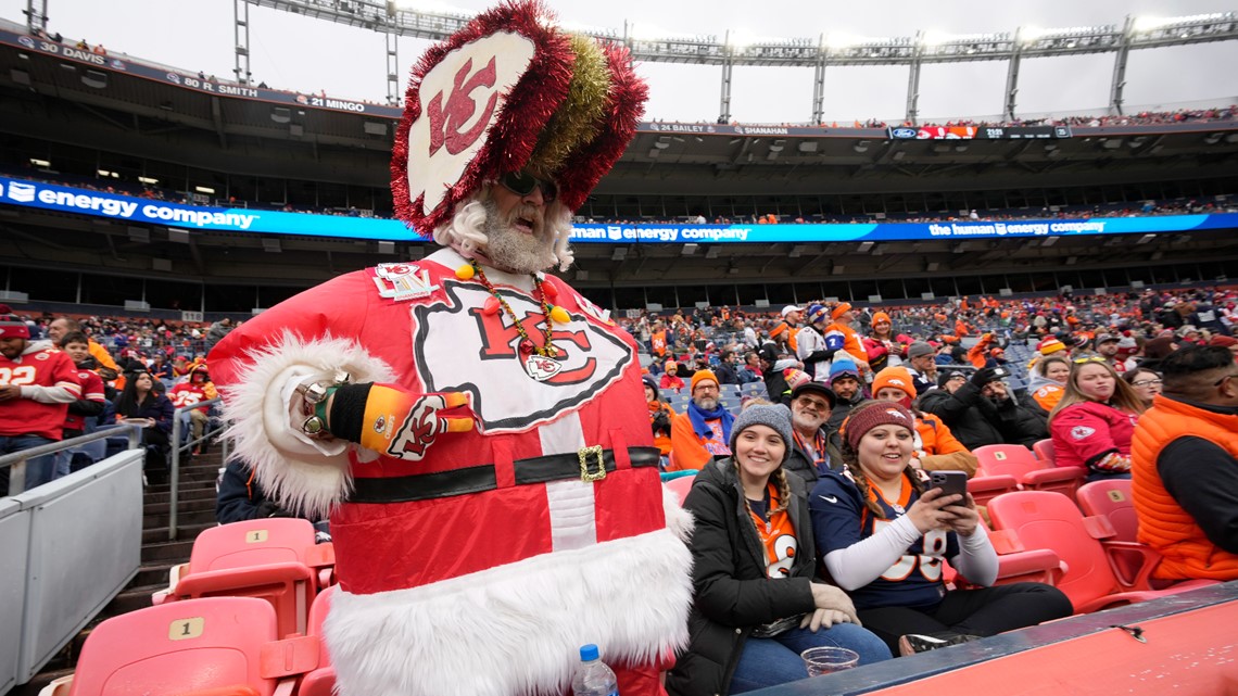 Nick Bolton's fumble return powers Kansas City Chiefs' win over Denver  Broncos - The Globe and Mail