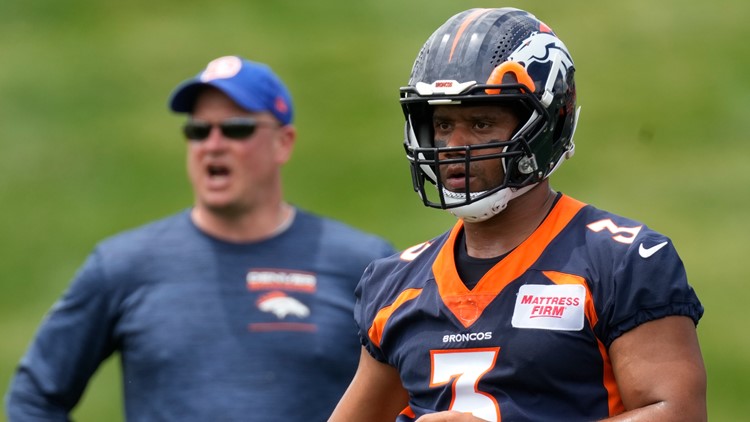 Coach Hackett, quarterback Wilson impressed after meeting new Broncos owners