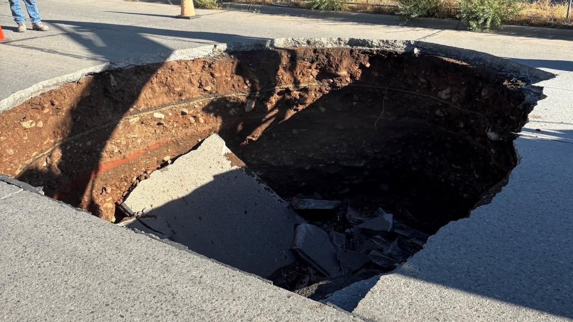 Carbondale crews work to repair sinkhole on West Main Street