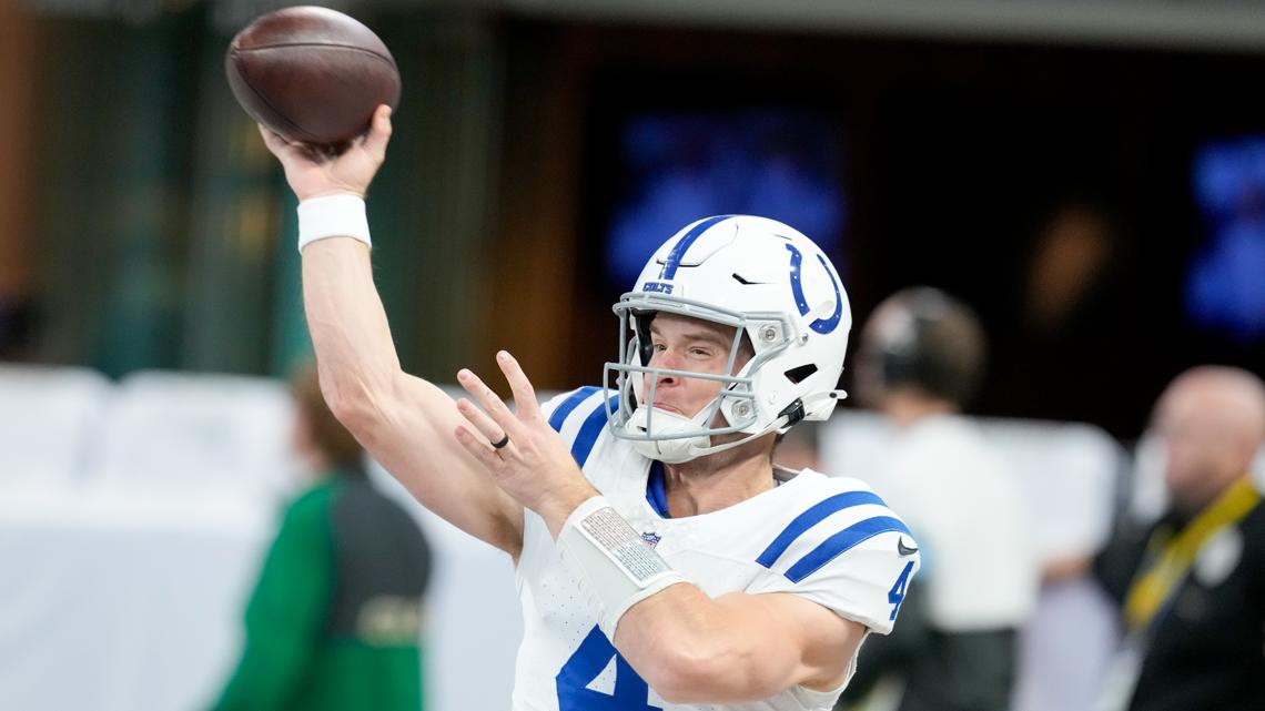 Eric Ehlinger Broncos sign Sam Ehlinger as new No. 3 quarterback | 9news.com