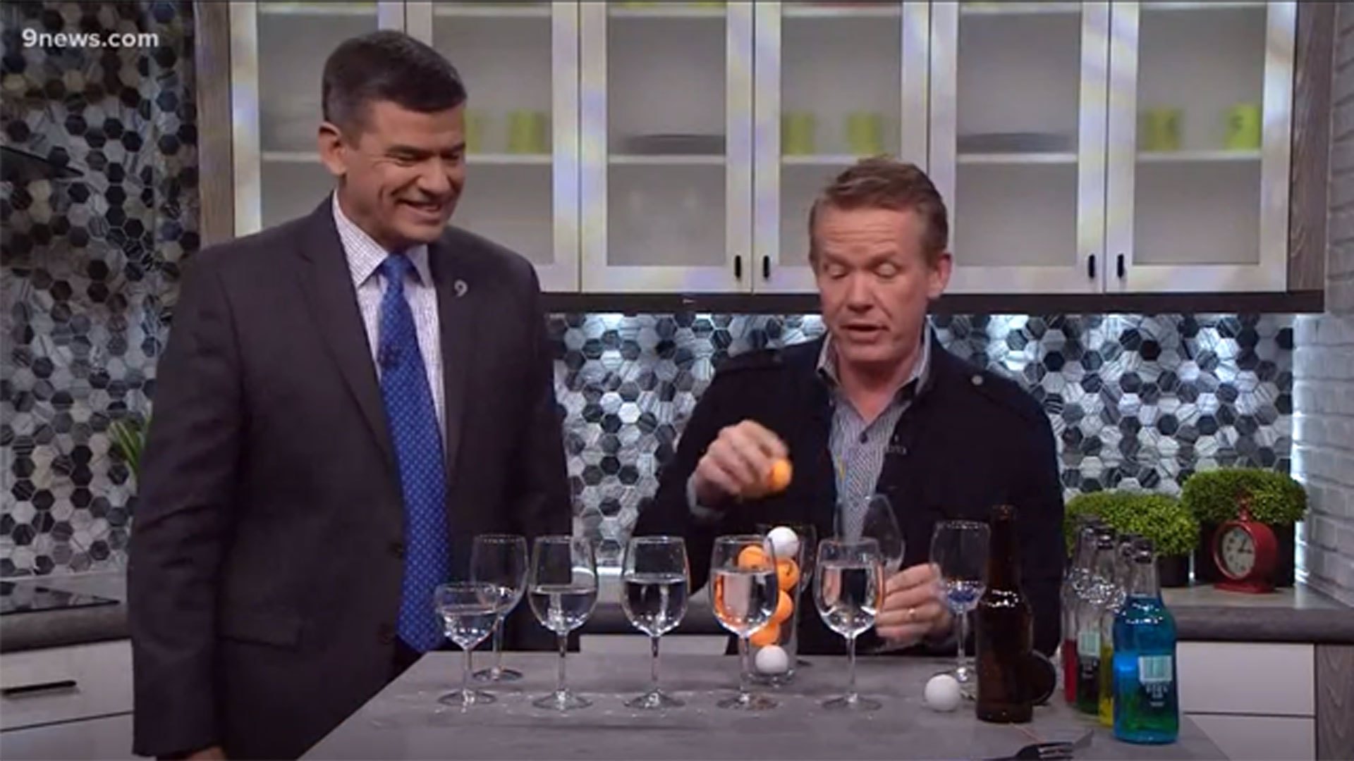 When it comes to getting ready for Thanksgiving, the focus is always on eating the food... not playing with your food. That's unless you're Steve Spangler. Our science guy has great ideas to keep your guests entertained while you prepare the feast.